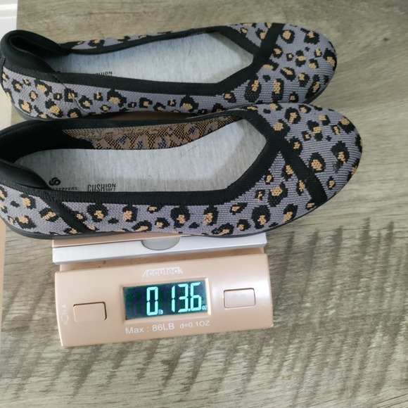 Clarks Cloudersteppers Women's Gray and Black Casual Loafers- Size 7.5 - Picture 8 of 8